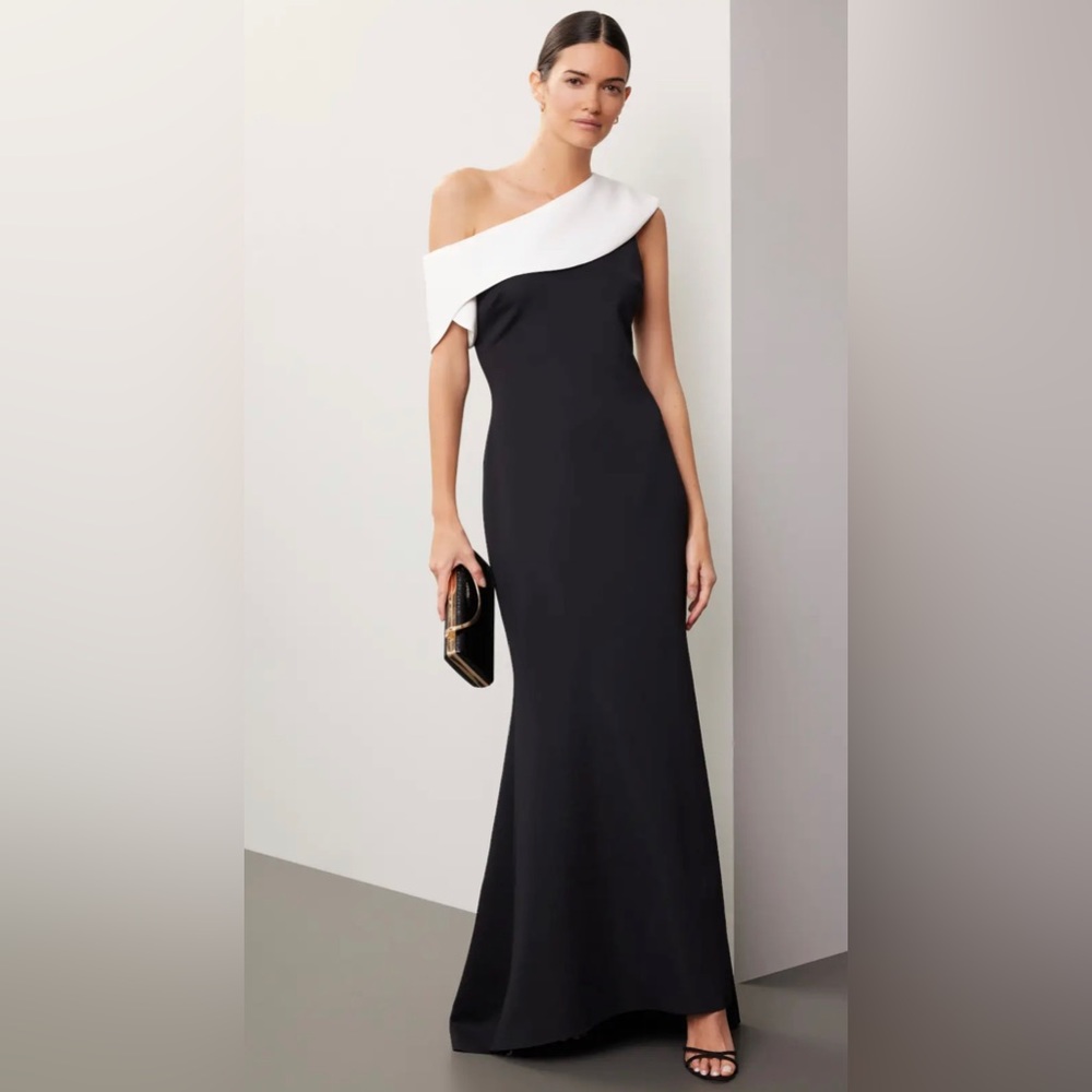 RTR Badgley Mischka
One Shoulder Gown Black White sz 4 Prom Floor Length…